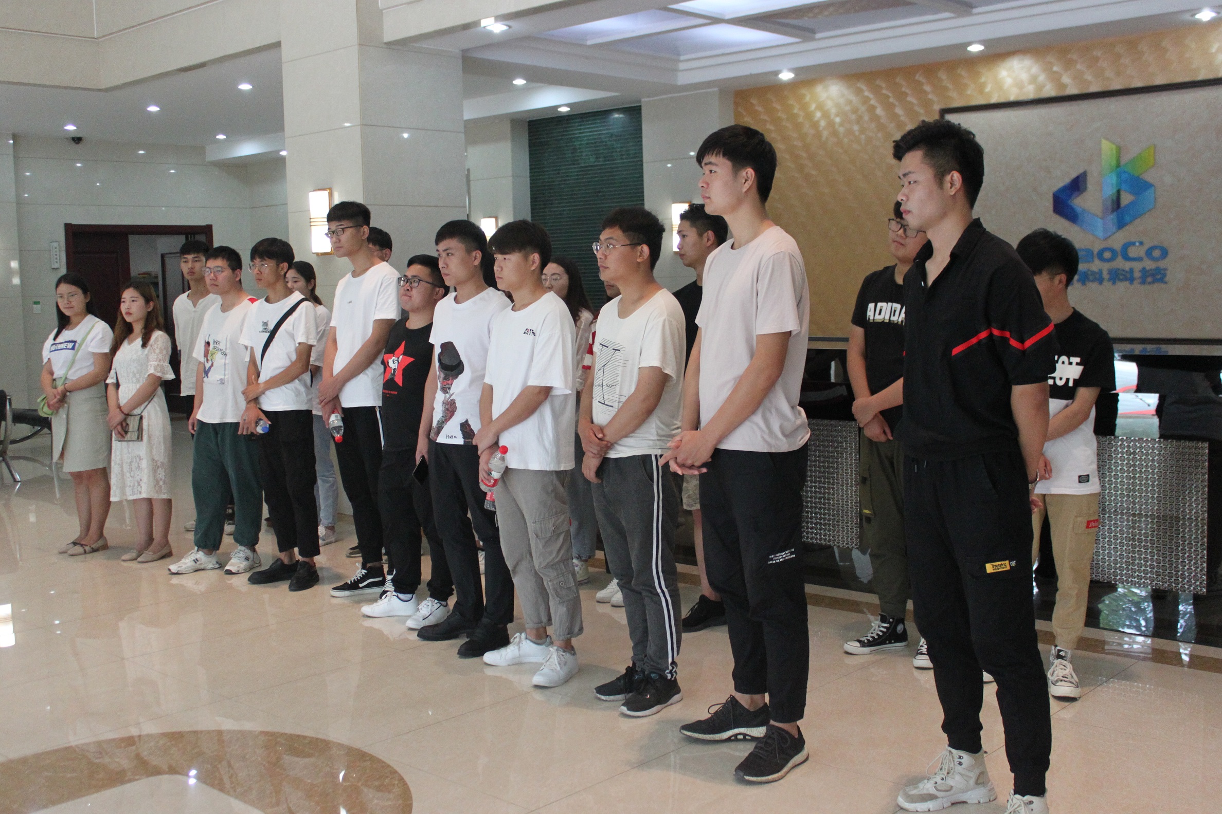 米兰(中国)体育·官方网站-AC Milan