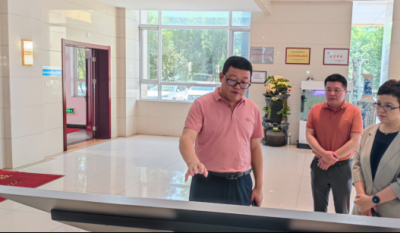 推动发展新过程，注入发展强心剂——记泰和县委副书记、副县长辅导一行参观领导