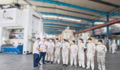 炎暑下的清冷守护，直抵人心的企业温度——岳阳米兰体育2025“战高温、送清冷、保出产”活动